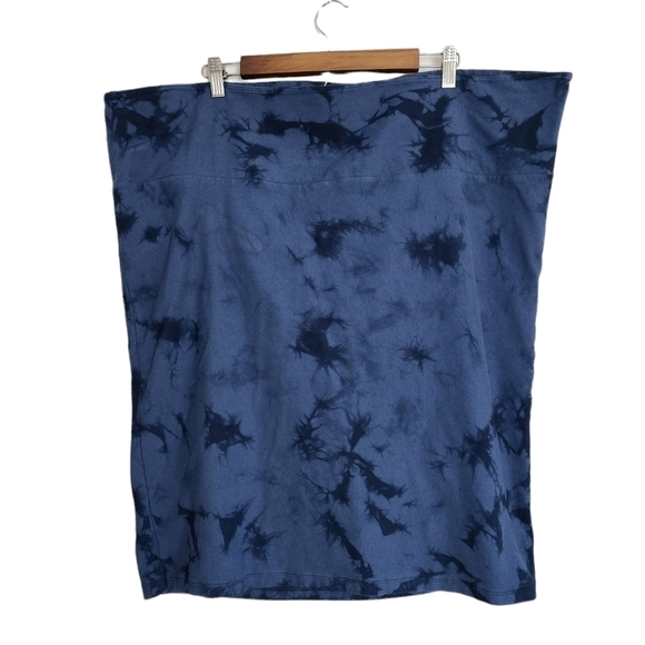 torrid Dresses & Skirts - Torrid  Blue Tie Dye Stretch Pencil Women's Skirt  Size 3